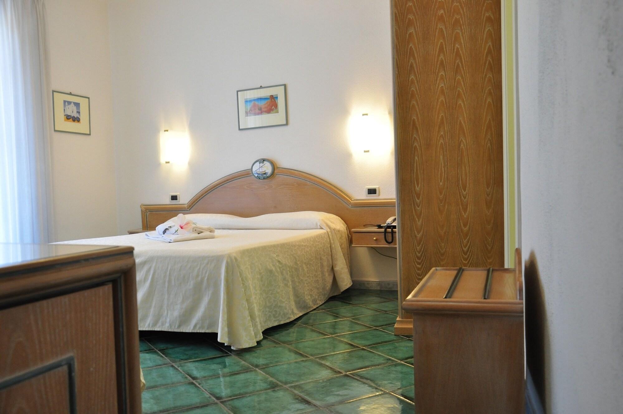 Hotel La Marticana Ischia Exteriör bild