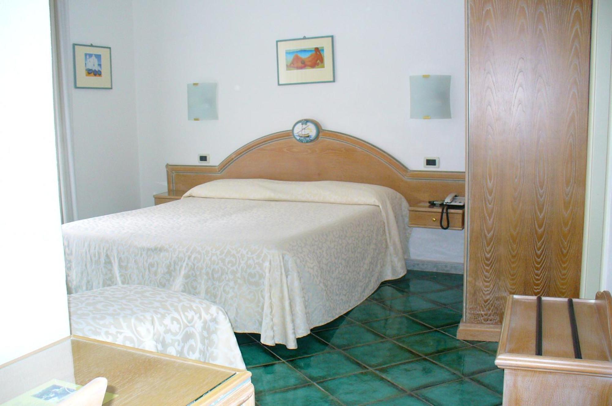 Hotel La Marticana Ischia Exteriör bild